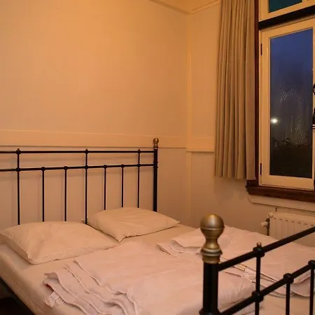 Halte Sint-Gerlach Holiday Home Valkenburg aan de Geul